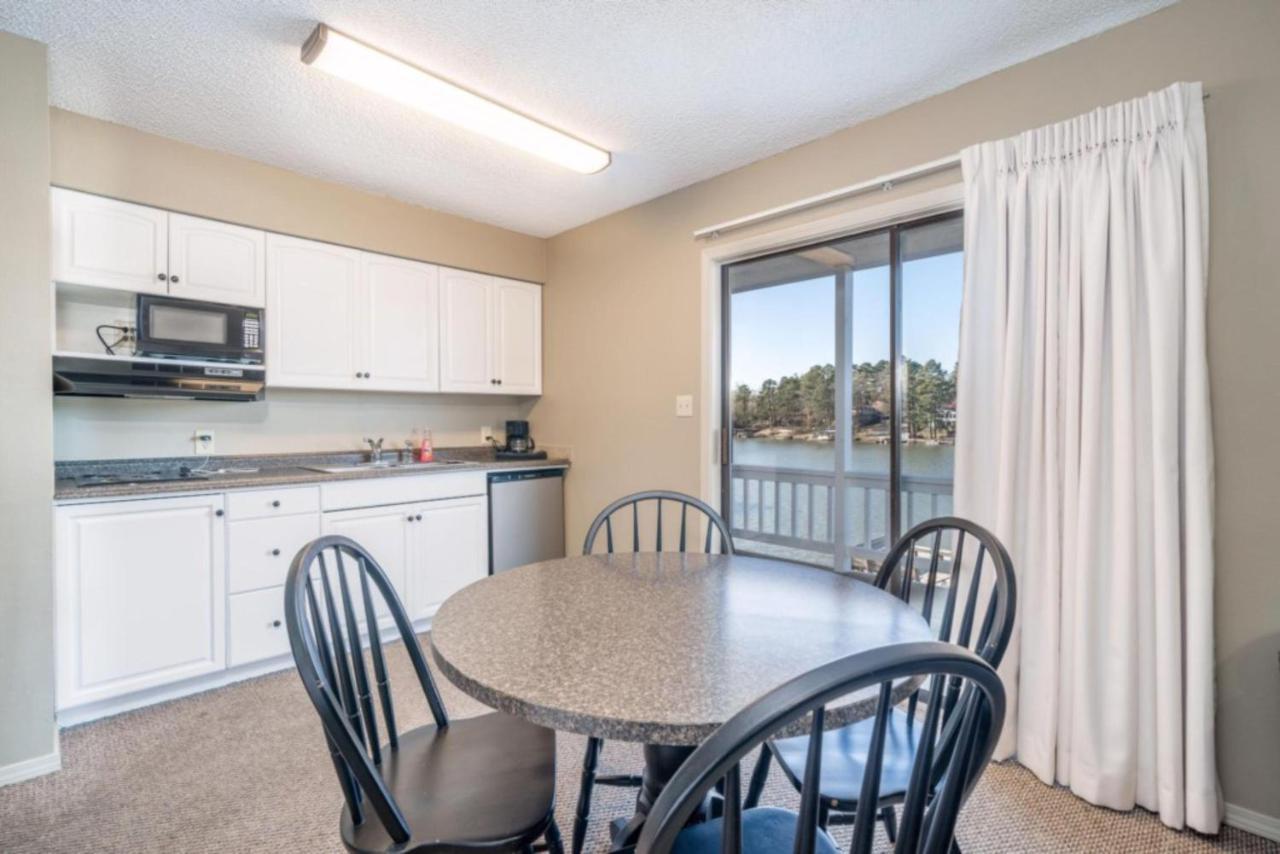 The Hamilton - Lakefront & Studio Suites, Hot Springs Extérieur photo