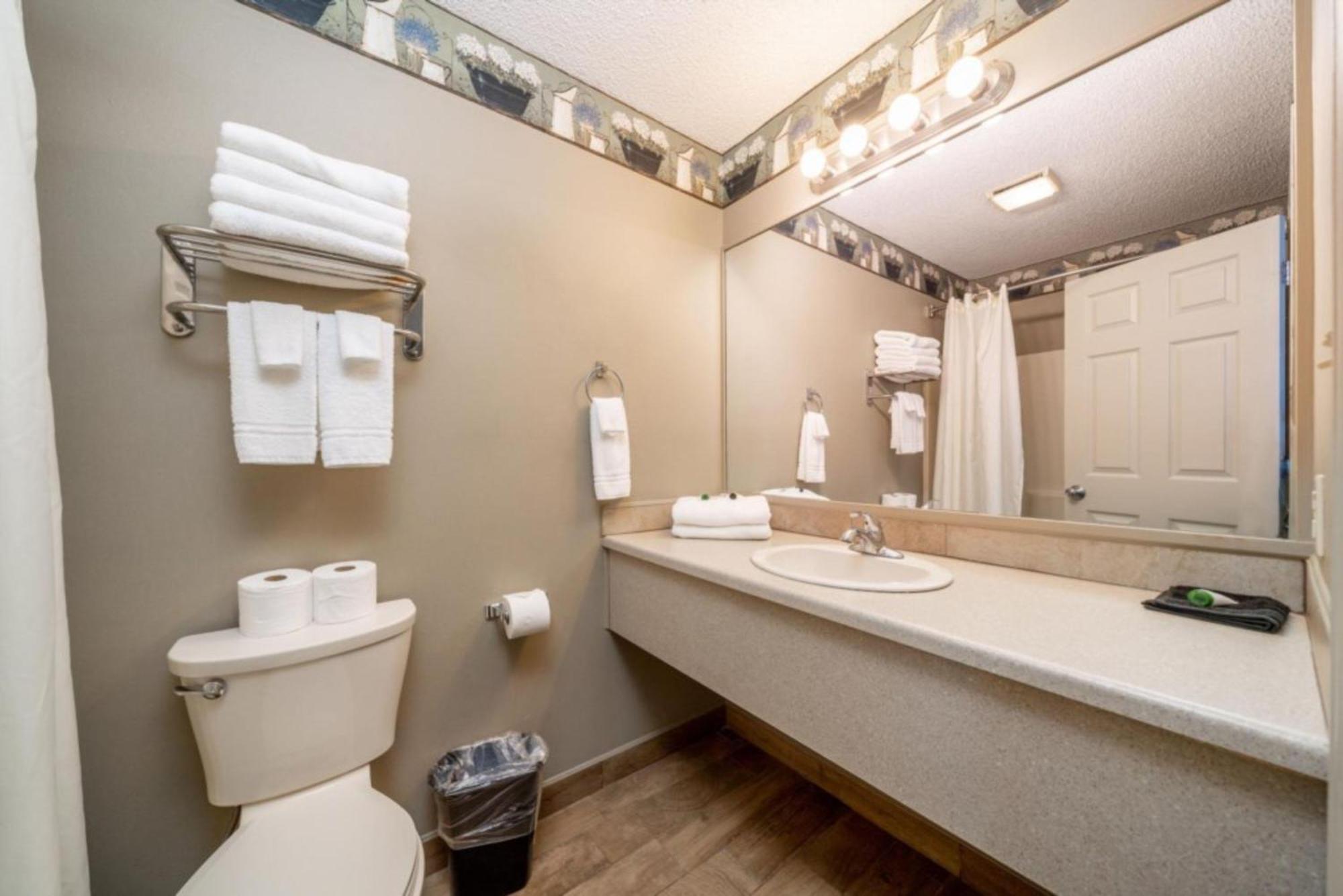 The Hamilton - Lakefront & Studio Suites, Hot Springs Extérieur photo